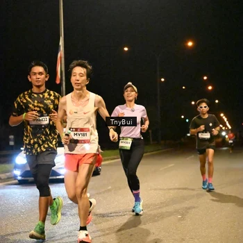 Runner Photo 7715167