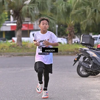 Runner Photo 7715171