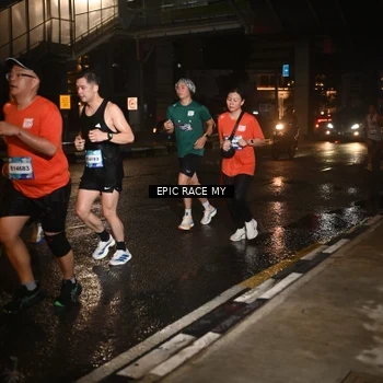 Runner Photo 7715178