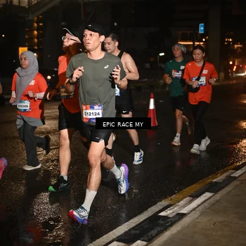 Runner Photo 7715185