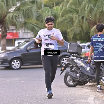 Runner Photo 7715189