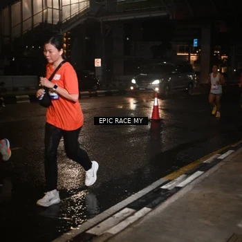 Runner Photo 7715208