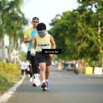 Runner Photo 7715211