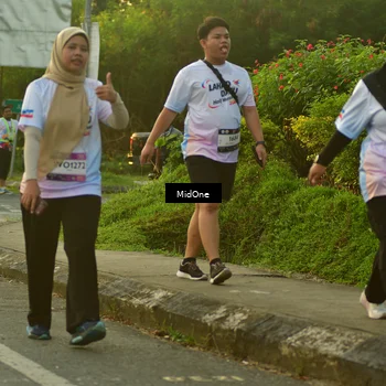 Runner Photo 7715215