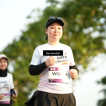 Runner Photo 7715226