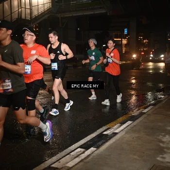 Runner Photo 7715230