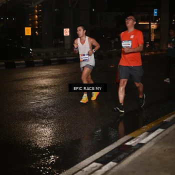 Runner Photo 7715232