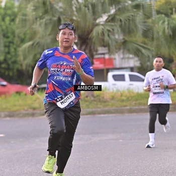 Runner Photo 7715239
