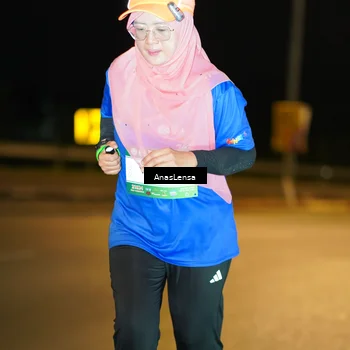Runner Photo 7715240