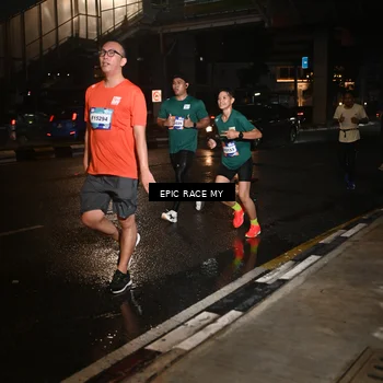 Runner Photo 7715264