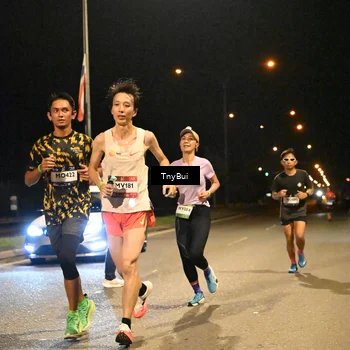 Runner Photo 7715269
