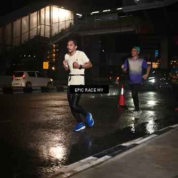 Runner Photo 7715278