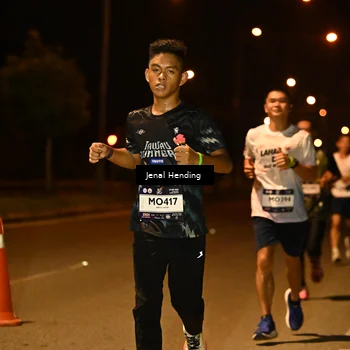 Runner Photo 7715279