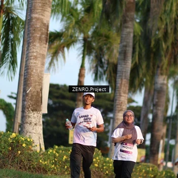 Runner Photo 7715288