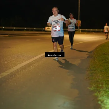 Runner Photo 7715289