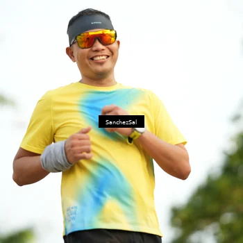 Runner Photo 7715290
