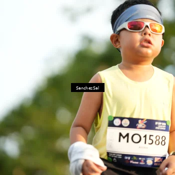 Runner Photo 7715292