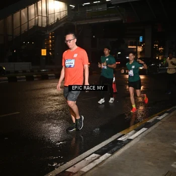 Runner Photo 7715294