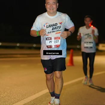 Runner Photo 7715305