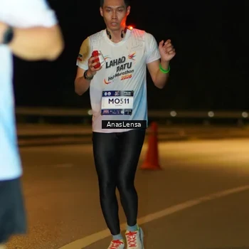 Runner Photo 7715314