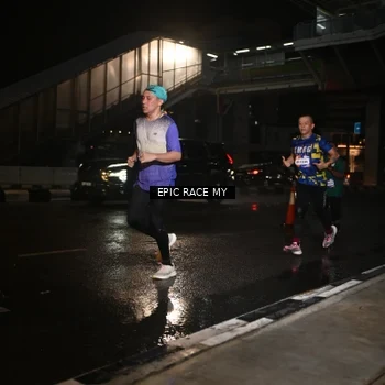 Runner Photo 7715316