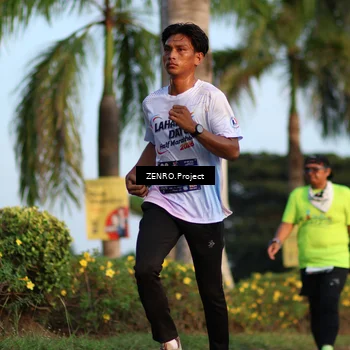 Runner Photo 7715327