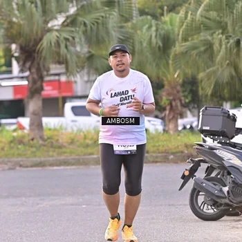 Runner Photo 7715338