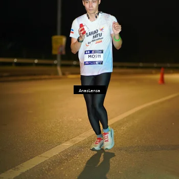 Runner Photo 7715346