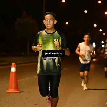 Runner Photo 7715361