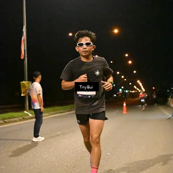 Runner Photo 7715370