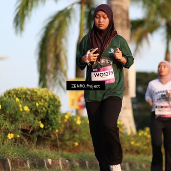 Runner Photo 7715375
