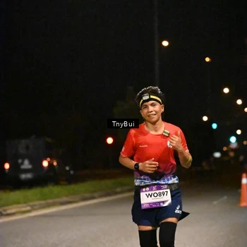 Runner Photo 7715383
