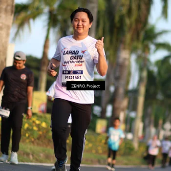 Runner Photo 7715398