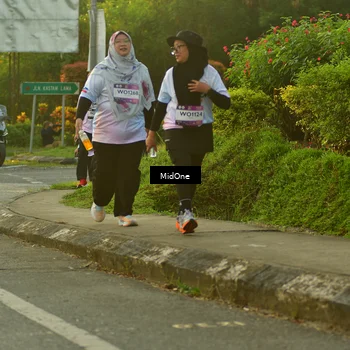 Runner Photo 7715416