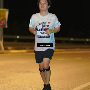 Runner Photo 7715444