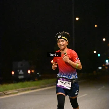 Runner Photo 7715454