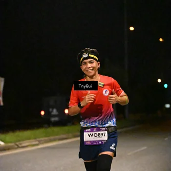 Runner Photo 7715475