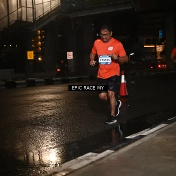Runner Photo 7715492