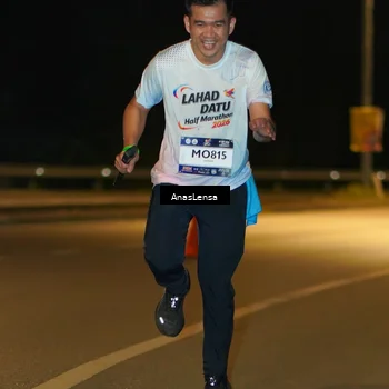 Runner Photo 7715497