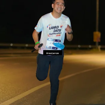 Runner Photo 7715507