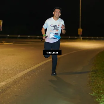 Runner Photo 7715508
