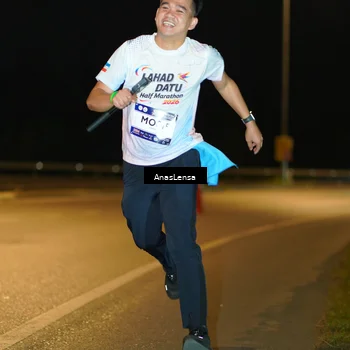 Runner Photo 7715511