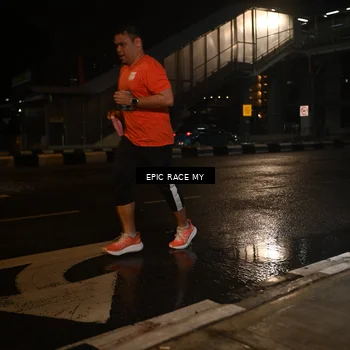 Runner Photo 7715530