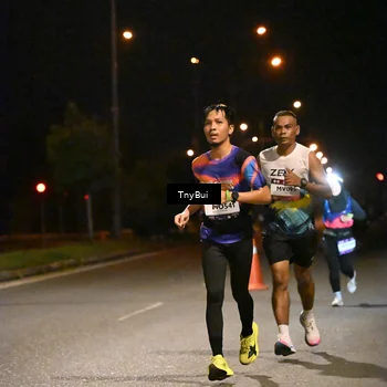 Runner Photo 7715536