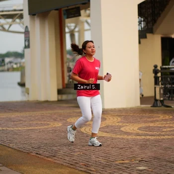 Runner Photo 7715551