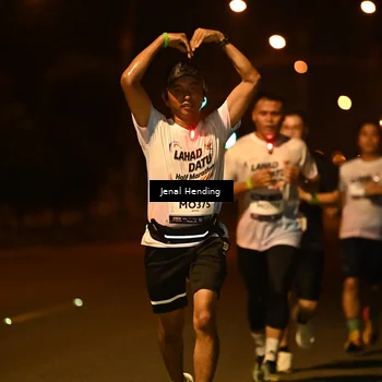 Runner Photo 7715566