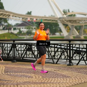 Runner Photo 7715591