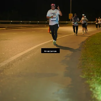 Runner Photo 7715593