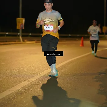 Runner Photo 7715594
