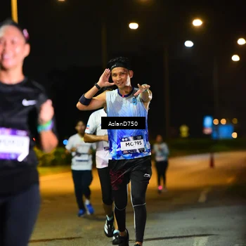 Runner Photo 7715602